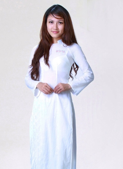 Tà áo dài trắng thuần khiết lưu giữ những kỷ niệm đẹp của tuổi học trò. >>Những nữ sinh diện áo dài đẹp hơn vẻ xuân thì của Mai Phương Thúy (P19) >>Nữ sinh thành Vinh gợi cảm trước biển >>Ngẩn ngơ vì nhan sắc của hotgirl Kiều My >>Nhan sắc yêu kiều của hotgirl Học viện Âm nhạc Quốc gia Việt Nam Tà áo dài trắng thuần khiết lưu giữ những kỷ niệm đẹp của tuổi học trò. >>Những nữ sinh diện áo dài đẹp hơn vẻ xuân thì của Mai Phương Thúy (P19) >>Nữ sinh thành Vinh gợi cảm trước biển >>Ngẩn ngơ vì nhan sắc của hotgirl Kiều My >>Nhan sắc yêu kiều của hotgirl Học viện Âm nhạc Quốc gia Việt Nam