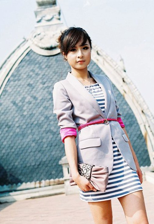 >>Phát sốt vì cô giáo 9X xinh đẹp trường chuyên Hà Nội - Amsterdam >>Những thầy cô là hotgirl, hotboy nổi đình nổi đám >>Hoa khôi các trường Đại học, Cao đẳng >>Ngôi sao học đường >>Phát sốt vì cô giáo 9X xinh đẹp trường chuyên Hà Nội - Amsterdam >>Những thầy cô là hotgirl, hotboy nổi đình nổi đám >>Hoa khôi các trường Đại học, Cao đẳng >>Ngôi sao học đường