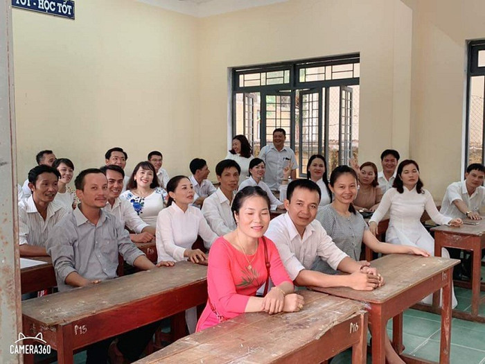 Một số học sinh lớp 10a1,11b1 tại phòng học (Ảnh: tác giả cung cấp). Một số học sinh lớp 10a1,11b1 tại phòng học (Ảnh: tác giả cung cấp).