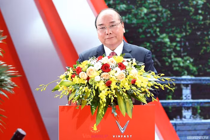 Thủ tướng phát biểu tại lễ khánh thành nhà máy ô tô VinFast. Ảnh: VGP.