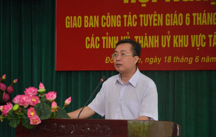 Đồng chí Bùi Trường Giang, Phó trưởng Ban Tuyên giáo Trung ương báo cáo tại Hội nghị - Ảnh: PC. Đồng chí Bùi Trường Giang, Phó trưởng Ban Tuyên giáo Trung ương báo cáo tại Hội nghị - Ảnh: PC.