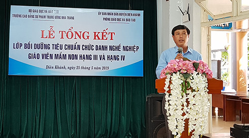 Ở Diên Khánh, giáo viên đi học bồi dưỡng chức danh nghề nghiệp không mất tiền Ở Diên Khánh, giáo viên đi học bồi dưỡng chức danh nghề nghiệp không mất tiền