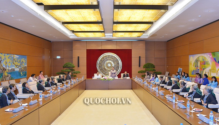 ‘Đội quân tóc dài’ Bến Tre đã đi vào trang sử hào hùng của dân tộc. ‘Đội quân tóc dài’ Bến Tre đã đi vào trang sử hào hùng của dân tộc.