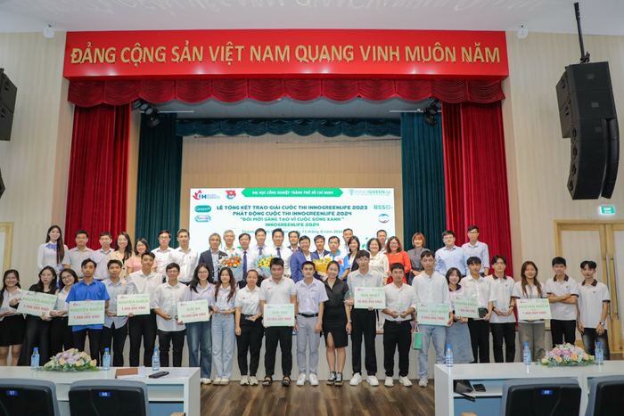 Lễ Tổng kết INNOGREENLIFE2023” và khởi động giải Cuộc thi “INNOGREENLIFE2024 - Đổi mới sáng tạo vì cuộc sống Xanh tại Trường Đại học Công nghiệp Thành phố Hồ Chí Minh. (Ảnh: website nhà trường) Lễ Tổng kết INNOGREENLIFE2023” và khởi động giải Cuộc thi “INNOGREENLIFE2024 - Đổi mới sáng tạo vì cuộc sống Xanh tại Trường Đại học Công nghiệp Thành phố Hồ Chí Minh. (Ảnh: website nhà trường)