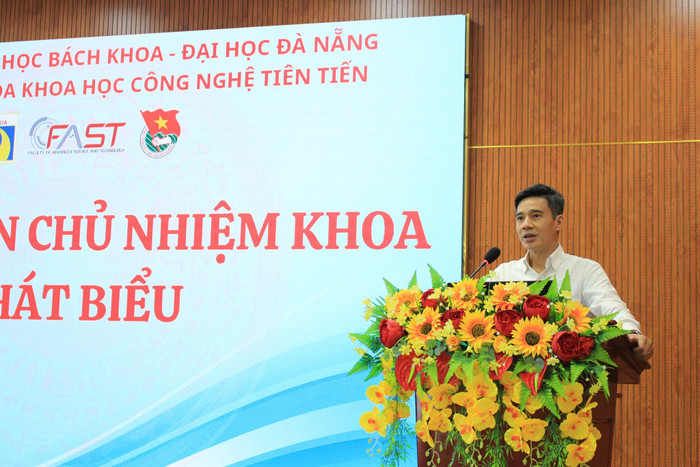 Tiến sĩ Nguyễn Lê Hòa - Trưởng khoa Khoa Khoa học Công nghệ tiên tiến (Trường Đại học Bách Khoa, Đại học Đà Nẵng). Ảnh: NVCC.