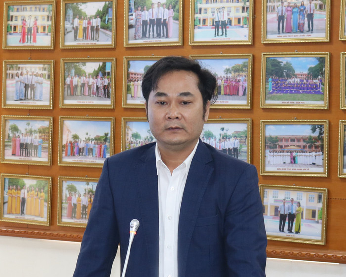 Tiến sĩ Lê Hùng Linh - Giám đốc Trung tâm Khảo thí và Quản lý chất lượng giáo dục (Đại học Thái Nguyên). Ảnh: website trường. Tiến sĩ Lê Hùng Linh - Giám đốc Trung tâm Khảo thí và Quản lý chất lượng giáo dục (Đại học Thái Nguyên). Ảnh: website trường.