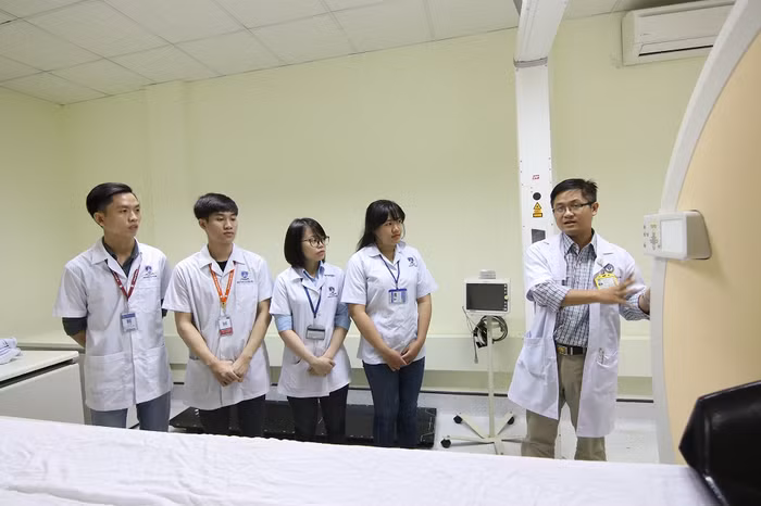 Sinh viên ngành Vật lý Y khoa Trường Đại học Nguyễn Tất Thành. (Ảnh: website nhà trường)