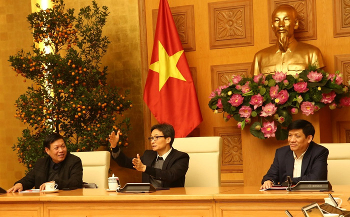 Phó Thủ tướng Vũ Đức Đam phát biểu tại cuộc họp. Ảnh VGP/Trần Mạnh Phó Thủ tướng Vũ Đức Đam phát biểu tại cuộc họp. Ảnh VGP/Trần Mạnh