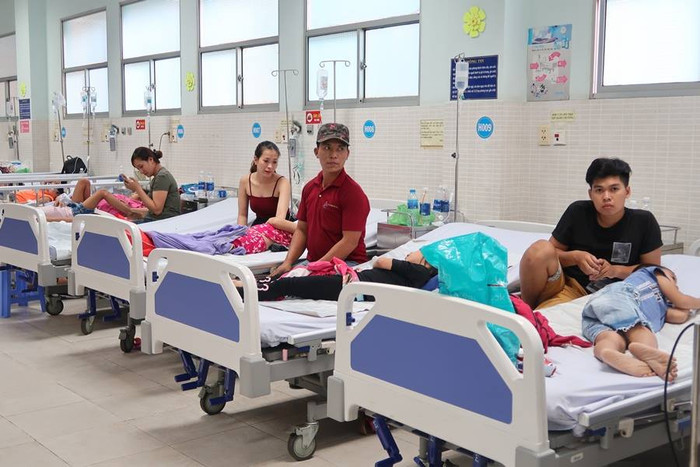 Các cháu bé đã qua cơn nguy kịch, không nguy hiểm tới tính mạng.