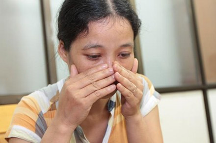 Chị Phan Thị Oanh, một trong những người dũng cảm đấu tranh chống tiêu cực tại BV Đa khoa Hoài Đức. Chị Phan Thị Oanh, một trong những người dũng cảm đấu tranh chống tiêu cực tại BV Đa khoa Hoài Đức.