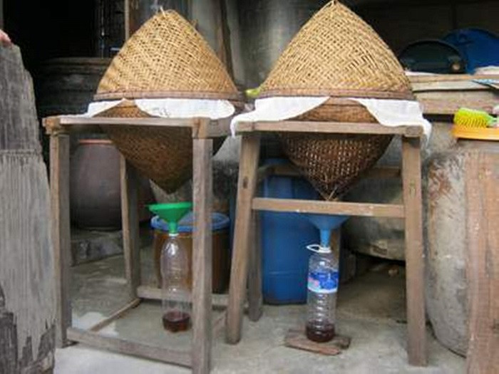 Nước mắm Nam Ô liệu có biến mất? (Ảnh: tác giả cung cấp). Nước mắm Nam Ô liệu có biến mất? (Ảnh: tác giả cung cấp).