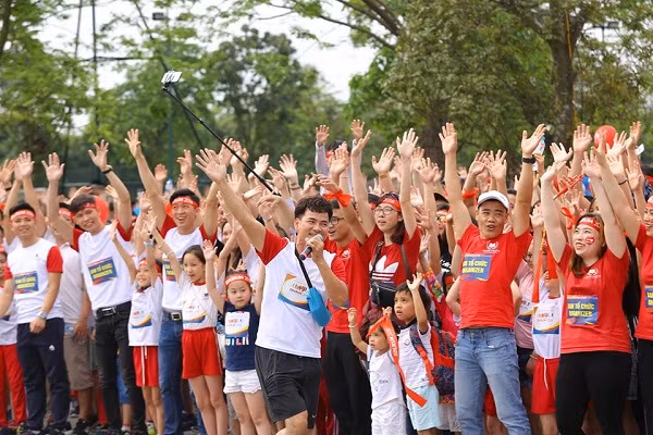 Sự góp mặt của các Đại sứ đã mang đến cho chương trình một không khí vô cùng hào hứng. Không chỉ truyền cảm hứng cho những người tham dự, các nghệ sỹ đã tình nguyện trở thành Đại sứ của chương trình, góp phần tích cực lan tỏa thông điệp vì cộng đồng, vì sự nghiệp giáo dục.