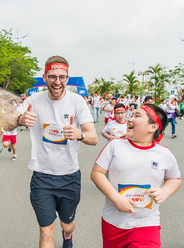Qua chương trình, các em học sinh hiểu rằng “Quan tâm” không chỉ là một giá trị cốt lõi mang tính khẩu hiệu. Bằng những hành động cụ thể, các em đang góp phần lan toả những điều tốt đẹp trong cộng đồng.