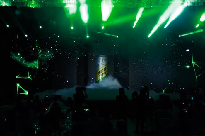 Bia Sư Tử Trắng hoàn toàn mới với công nghệ lên men 2 lần được giới thiệu lần đầu tiên đến đông đảo khách hàng.