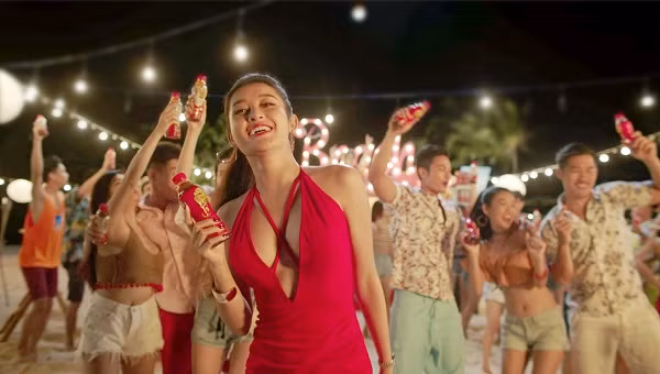 Nhờ Trà Thanh nhiệt Dr Thanh đã góp phần giúp người đẹp luôn giữ được thần thái tươi tắn.