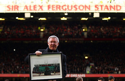 Không ai đủ tầm thay thế Sir Alex Ferguson. Không ai đủ tầm thay thế Sir Alex Ferguson.