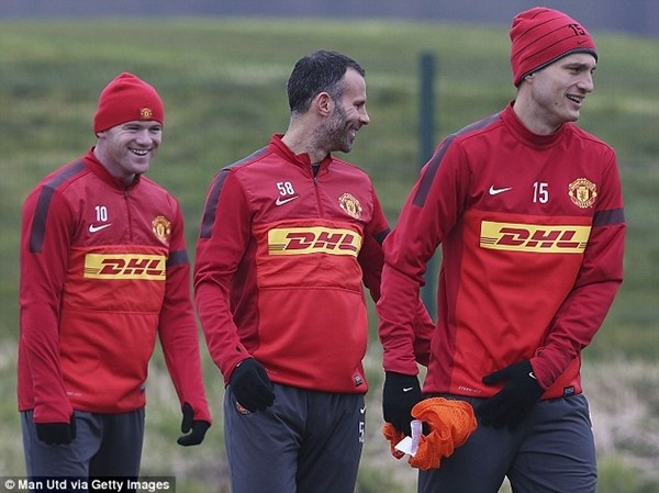 Thể hiện cái uy trên sân tập. Thể hiện cái uy trên sân tập.