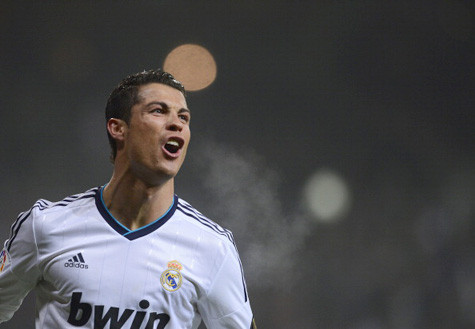 Lý do lớn nhất khiến tôi yêu Ronaldo là anh sẽ không bao giờ bỏ cuộc. Lý do lớn nhất khiến tôi yêu Ronaldo là anh sẽ không bao giờ bỏ cuộc.