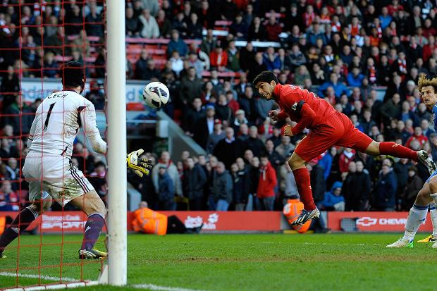 Suarez ghi “bàn thắng vàng” giúp Liverpool cầm hòa Chelsea. Suarez ghi “bàn thắng vàng” giúp Liverpool cầm hòa Chelsea.