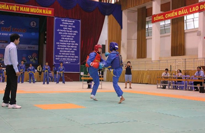 Các VĐV tranh tài gay cấn trong Đại hội.