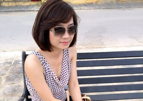 Thúy Hằng, bạn gái Văn Quyến.