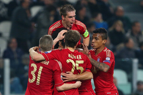 Bayern đã sẵn sàng lật đổ Barca. Bayern đã sẵn sàng lật đổ Barca.