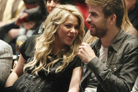 Shakira đã sinh con cho Pique. Shakira đã sinh con cho Pique.