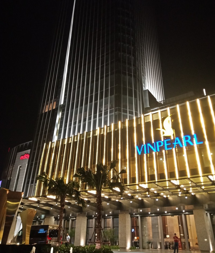 Khách san 5 sao đầu tiên tại Hà Tĩnh. Khách san 5 sao đầu tiên tại Hà Tĩnh.