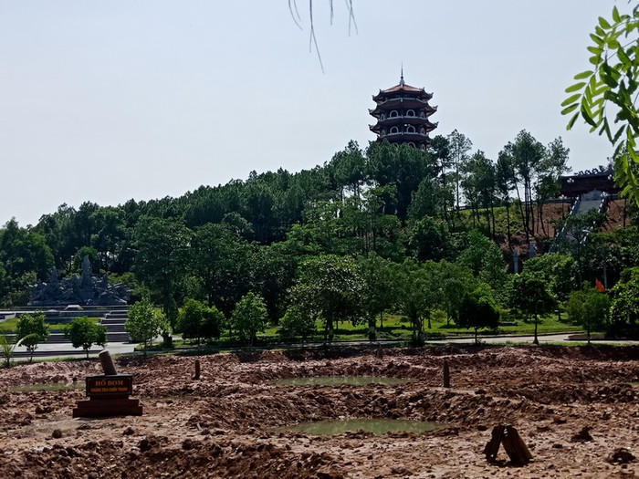 Mãi ghi nhớ những cô gái mở đường giải phóng miền Nam trên đất Hà Tĩnh. Mãi ghi nhớ những cô gái mở đường giải phóng miền Nam trên đất Hà Tĩnh.