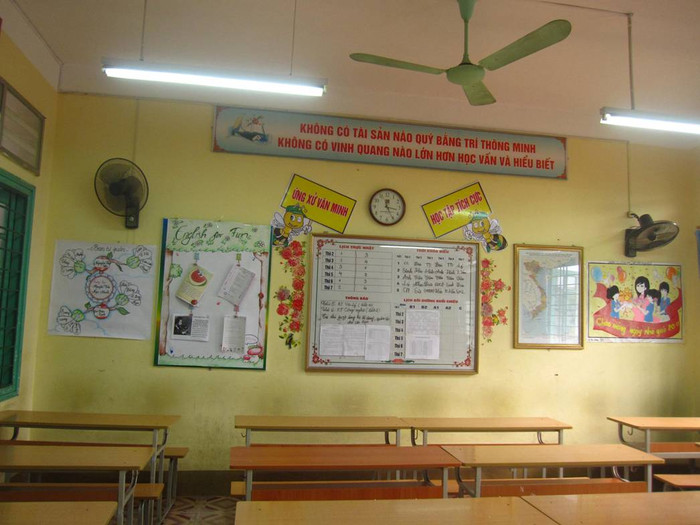 Các trường học bây giờ đang có có quá nhiều…khẩu hiệu (Ảnh minh họa: lequydon.elc.vn).