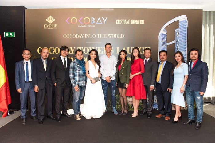 Các khách mời tham gia hành trình “Cocobay Global Lifestyle”. Các khách mời tham gia hành trình “Cocobay Global Lifestyle”.