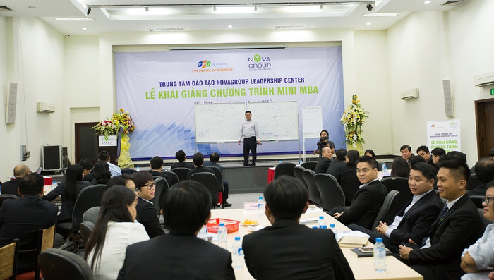 Novaland nỗ lực trong việc xây dựng chiến lược quản trị nhân sự bền vững. Novaland nỗ lực trong việc xây dựng chiến lược quản trị nhân sự bền vững.