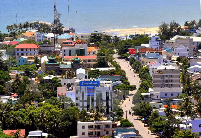 Xây dựng Phú Quốc là đơn vị hành chính - kinh tế đặc biệt. ảnh: TTXVN.