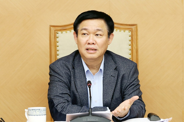 Phó Thủ tướng Vương Đình Huệ yêu cầu: Không được bày thêm thủ tục rắc rối làm chậm cổ phần hóa doanh nghiệp Nhà nước. ảnh: vgp. Phó Thủ tướng Vương Đình Huệ yêu cầu: Không được bày thêm thủ tục rắc rối làm chậm cổ phần hóa doanh nghiệp Nhà nước. ảnh: vgp.