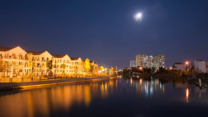 Công trình Lakeview City đang được nhanh chóng hoàn thiện để kịp tiến độ bàn giao giai đoạn 1. Công trình Lakeview City đang được nhanh chóng hoàn thiện để kịp tiến độ bàn giao giai đoạn 1.