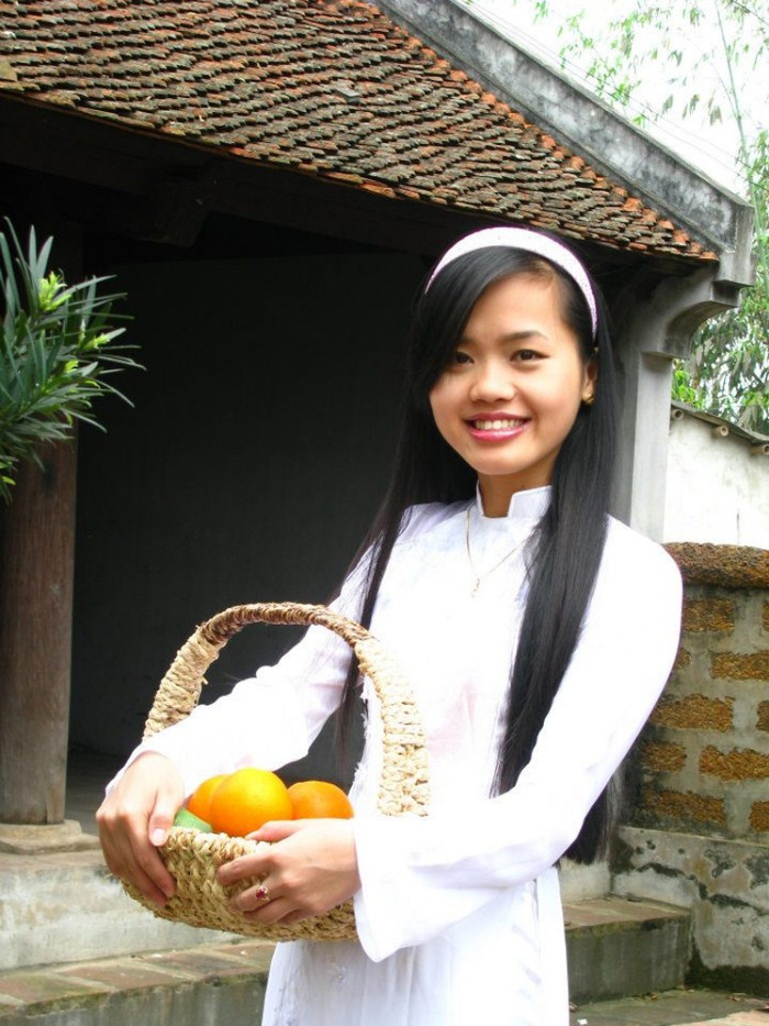 Câu nói tâm đắc:" Hôm qua là quá khứ, ngày mai là tương lai, chỉ có hôm nay là hiện tại, là món quà mà cuộc sống ban tặng cho chúng ta, hãy sống thật chậm vì cuộc sống rất ngắn ngủi.Chờ đợi là một phần tất yếu của cuộc sống"