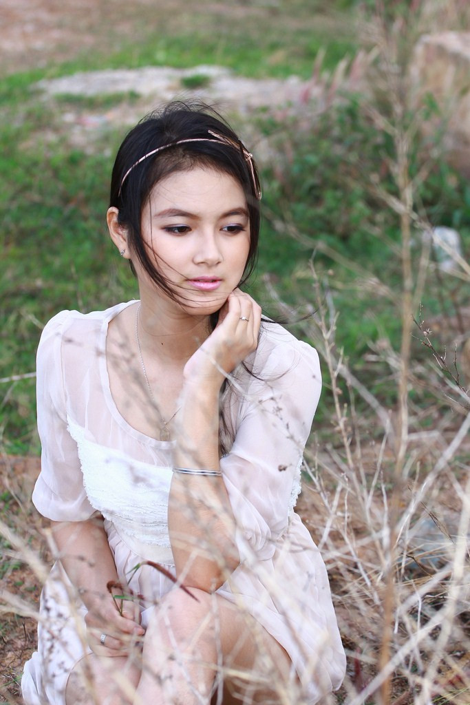 Tuyết thích đi du lịch, gặp gỡ bạn bè và chụp ảnh.