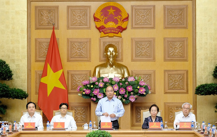 Thủ tướng yêu cầu thực hiện nghiêm lộ trình đổi mới chương trình - sách giáo khoa giáo dục phổ thông theo Nghị quyết của Quốc hội. ảnh: vgp. Thủ tướng yêu cầu thực hiện nghiêm lộ trình đổi mới chương trình - sách giáo khoa giáo dục phổ thông theo Nghị quyết của Quốc hội. ảnh: vgp.