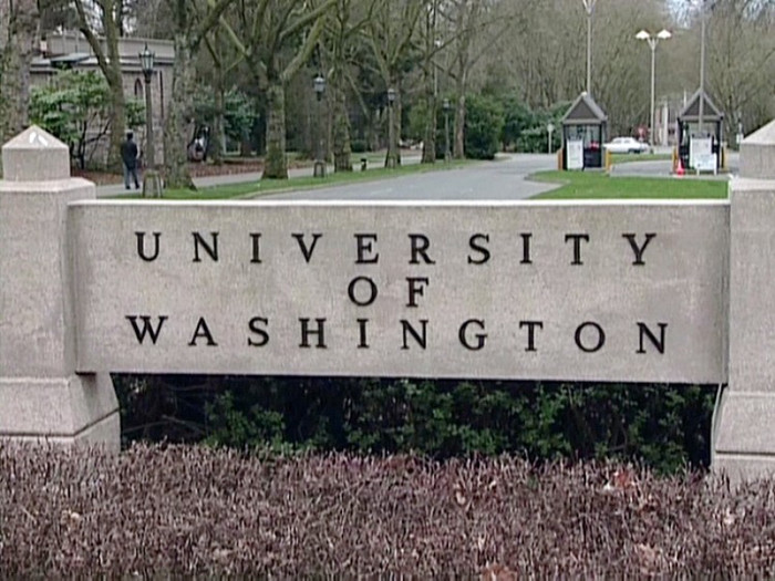 28. University of Washington. Đại học Washington được sáng lập vào năm 1782 dưới sự bảo trợ của tổng thống Mỹ đầu tiên George Washington. Trường được xếp hạng trong top 100 đại học khoa học xã hội và nhân văn tại Mỹ theo US News and World Report. Trường đặt tại Chestertown, bang Maryland cách thủ đô Washington D.C, Baltimore và Philadelphia 120 km. 28. University of Washington. Đại học Washington được sáng lập vào năm 1782 dưới sự bảo trợ của tổng thống Mỹ đầu tiên George Washington. Trường được xếp hạng trong top 100 đại học khoa học xã hội và nhân văn tại Mỹ theo US News and World Report. Trường đặt tại Chestertown, bang Maryland cách thủ đô Washington D.C, Baltimore và Philadelphia 120 km.