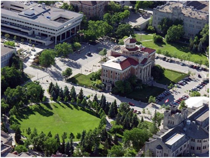 8. Trường Đại học Manitoba thành lập năm 1877, là trường đại học công lập đầu tiên ở miền Tây Canada và là học viện nghiên cứu chuyên sâu lớn nhất của thành phố Winnipeg. 8. Trường Đại học Manitoba thành lập năm 1877, là trường đại học công lập đầu tiên ở miền Tây Canada và là học viện nghiên cứu chuyên sâu lớn nhất của thành phố Winnipeg.