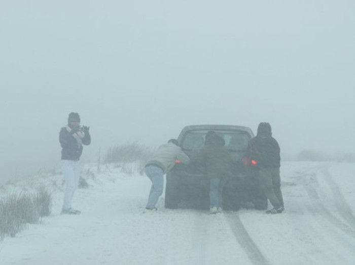 Khung cảnh lãng mạn quá, phải tranh thủ show vài bức ảnh. Khung cảnh lãng mạn quá, phải tranh thủ show vài bức ảnh.