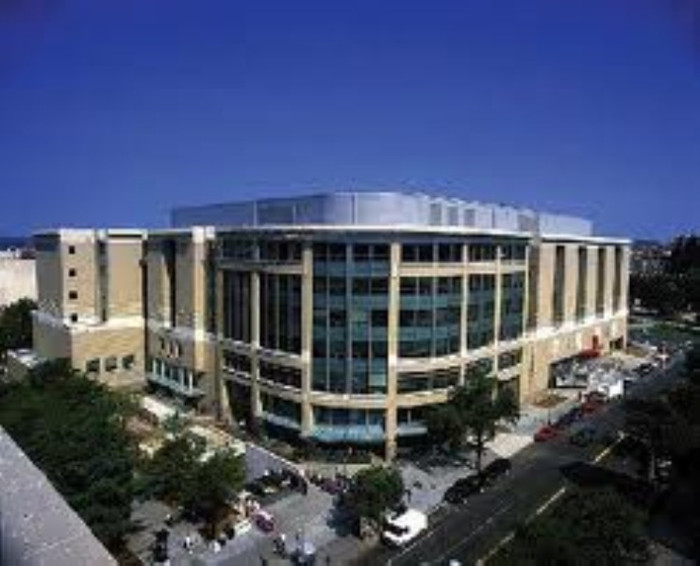 George Washington University School of Medicine and Health Sciences. Xem thêm: Phỏng vấn xin visa du học Mỹ: Vì sao bị từ chối? (P1) /Phỏng vấn xin visa du học Mỹ: Vì sao bị từ chối? (P2)