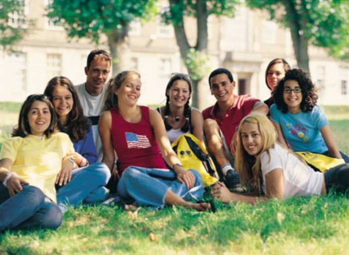 Trường luôn cải tiến không ngừng để cung cấp một nền giáo dục chất lượng cao và chương trình đào tạo chuyên nghiệp vể quản lý khách sạn được kết nối trên toàn thế giới. Học tập tại ISBM sinh viên có cơ hội học tập, thực hành và sinh hoạt trong một môi trường năng động với trang thiết bị hiện đại bậc nhất Trường luôn cải tiến không ngừng để cung cấp một nền giáo dục chất lượng cao và chương trình đào tạo chuyên nghiệp vể quản lý khách sạn được kết nối trên toàn thế giới. Học tập tại ISBM sinh viên có cơ hội học tập, thực hành và sinh hoạt trong một môi trường năng động với trang thiết bị hiện đại bậc nhất