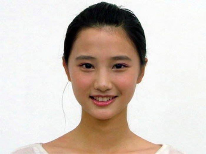 Cô giáo Lin xinh đẹp kể cả khi không trang điểm. Cô giáo Lin xinh đẹp kể cả khi không trang điểm.