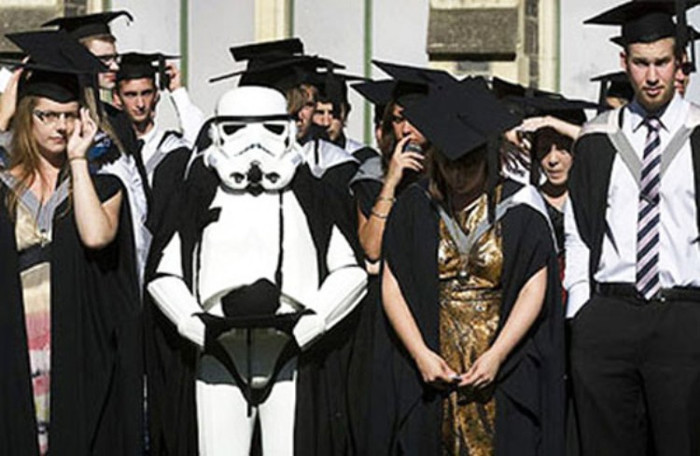 Chơi trội. Xem thêm: Những hình ảnh hài hước của du học sinh Việt Nam trên thế giới (P6)/Những hình ảnh hài hước của du học sinh Việt trên khắp thế giới (P7)/Những hình ảnh hài hước của du học sinh Việt trên khắp thế giới (P8)/Những hình ảnh hài hước của du học sinh Việt trên khắp thế giới (P9) Chơi trội. Xem thêm: Những hình ảnh hài hước của du học sinh Việt Nam trên thế giới (P6)/Những hình ảnh hài hước của du học sinh Việt trên khắp thế giới (P7)/Những hình ảnh hài hước của du học sinh Việt trên khắp thế giới (P8)/Những hình ảnh hài hước của du học sinh Việt trên khắp thế giới (P9)