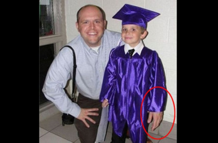 Mình học giỏi bởi vì...tay mình to. Xem thêm: Những hình ảnh hài hước của du học sinh Việt Nam trên thế giới (P6)/Những hình ảnh hài hước của du học sinh Việt trên khắp thế giới (P7)/Những hình ảnh hài hước của du học sinh Việt trên khắp thế giới (P8)/Những hình ảnh hài hước của du học sinh Việt trên khắp thế giới (P9) Mình học giỏi bởi vì...tay mình to. Xem thêm: Những hình ảnh hài hước của du học sinh Việt Nam trên thế giới (P6)/Những hình ảnh hài hước của du học sinh Việt trên khắp thế giới (P7)/Những hình ảnh hài hước của du học sinh Việt trên khắp thế giới (P8)/Những hình ảnh hài hước của du học sinh Việt trên khắp thế giới (P9)