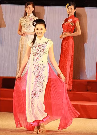 Huỳnh Thị Anh <<MIDU ĐẸP TINH KHÔI GIỮA PHỐ SÀI GÒN <<HOTGIRL YẾN KOREA LÀM LU MỜ CẢ HOA CỎ MÙA XUÂN <<Á KHÔI CĐ TÀI CHÍNH - HẢI QUAN ĐẸP LÃNG MẠN TRONG SẮC TÍM <<NGỠ NGÀNG HOT GIRL CÓ VẺ ĐẸP GIỐNG CA SỸ BẢO THY <<HOTGIRL THANH THỦY ƯỚC MƠ TRỞ THÀNH CÔ GIÁO