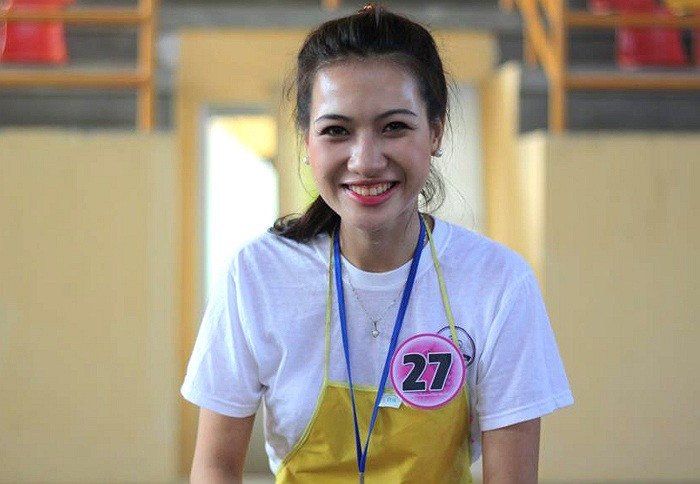 Các nữ sinh cũng phải trải qua phần thi tài năng... >>Vẻ đẹp gợi cảm của hotgirl Lilly Luta Những nữ sinh diện áo dài đẹp hơn cả Hoa hậu Mai Phương Thúy (P29) Hotgirl Yến Korea làm lu mờ cả hoa cỏ mùa xuân Á hậu Việt Đỗ Hoàng Anh - Ngôi sao sáng của ĐH Văn hóa Hà Nội >>Truyện cây tre trăm đốt: Con gái Phú ông "mua chồng" ngoài chợ >>Phát hoảng: Vợ Mai An Tiêm dùng nhan sắc bẫy cá về thịt