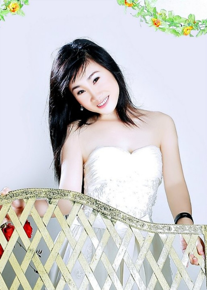 Thy Hương thích nấu ăn, nghe nhạc, đọc báo, múa, hát, khiêu vũ, đi du lịch,chơi đùa với trẻ con và tham gia các hoạt động xã hội. Thy Hương thích nấu ăn, nghe nhạc, đọc báo, múa, hát, khiêu vũ, đi du lịch,chơi đùa với trẻ con và tham gia các hoạt động xã hội.