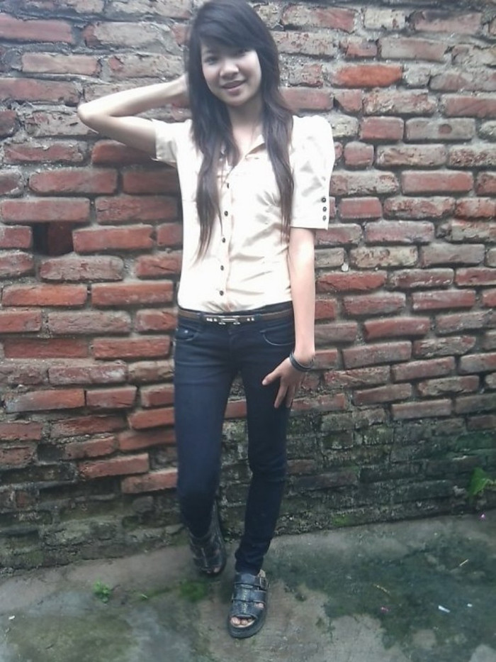 Thanh Hoa là người hòa đồng và vui vui vẻ.